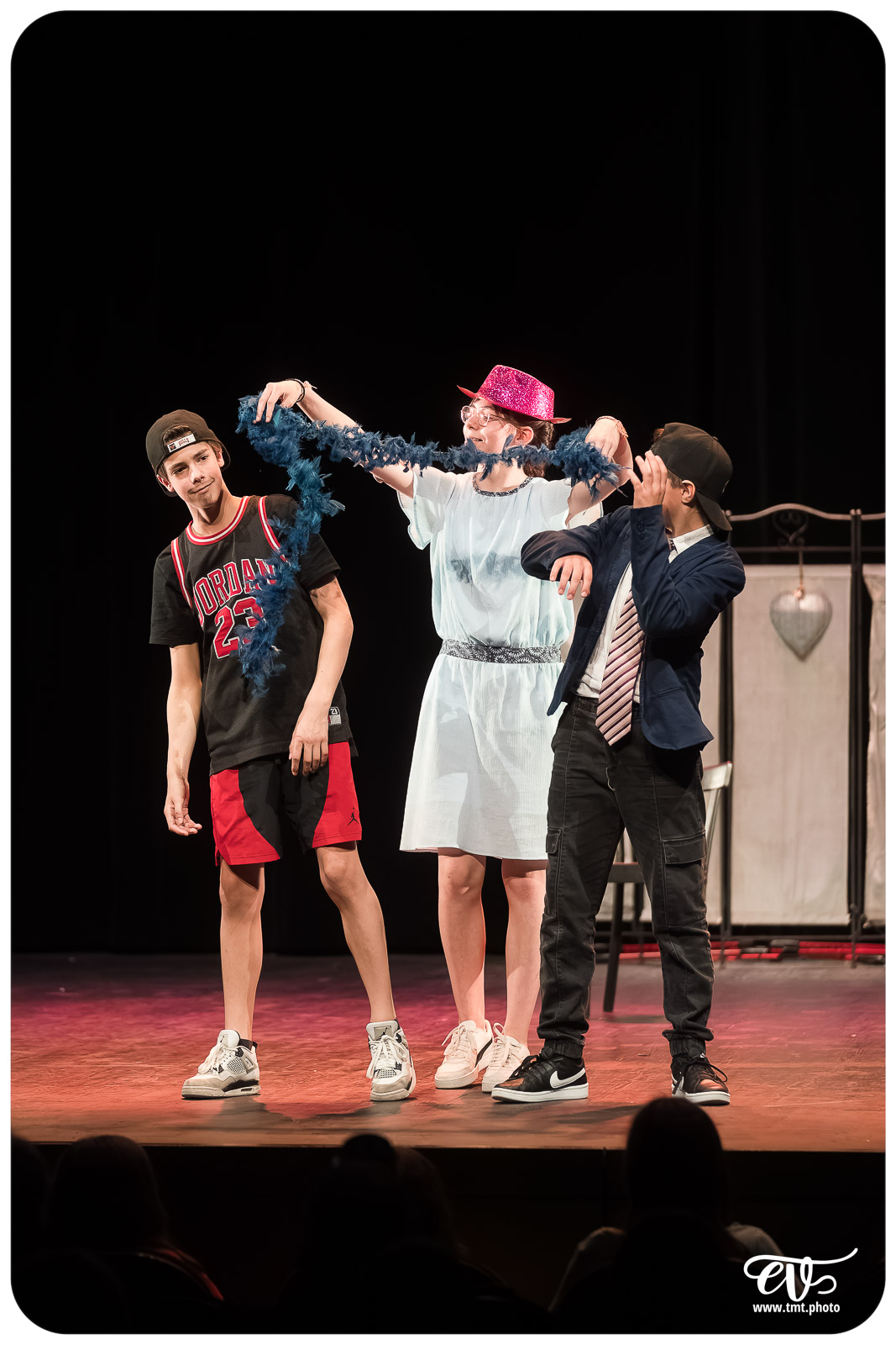 LES FEMMES SAVANTES (ATELIER THÉÂTRE DU COLLÈGE FOCH)